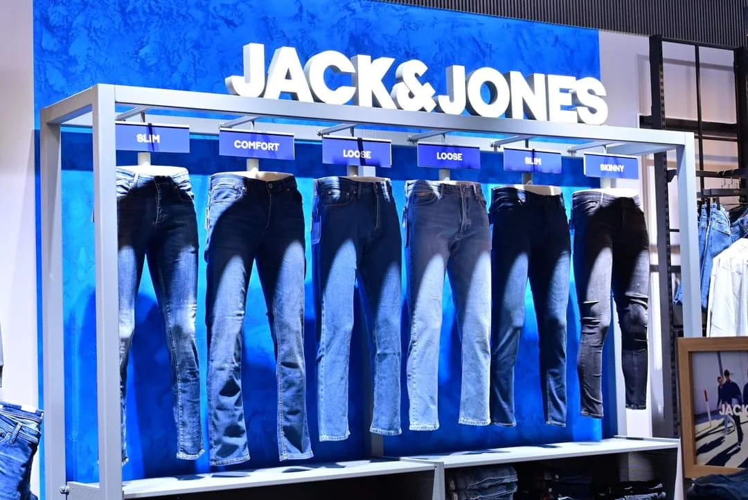 JACK & JONES — Svjetleća reklama